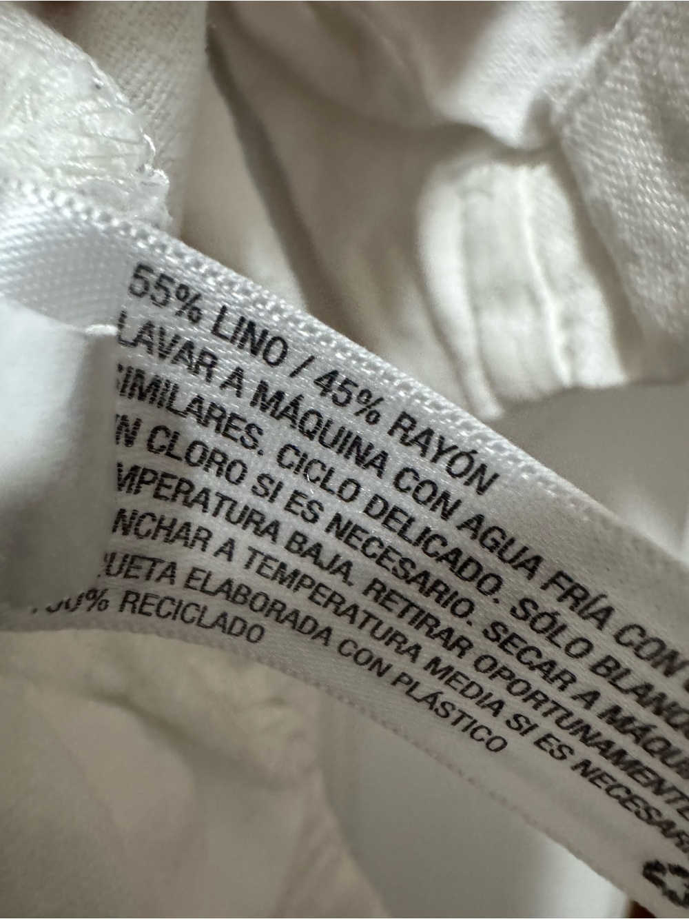 Universal Thread White Short-Sleeve Button-Down Boxy Shirt - Picture 5 of 5